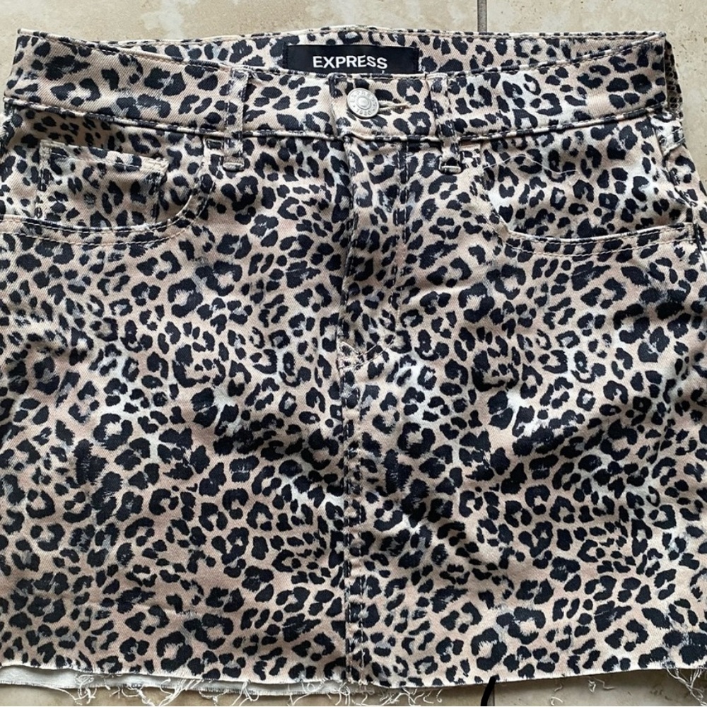 NWOT Express Brand Leopard Denim Skirt